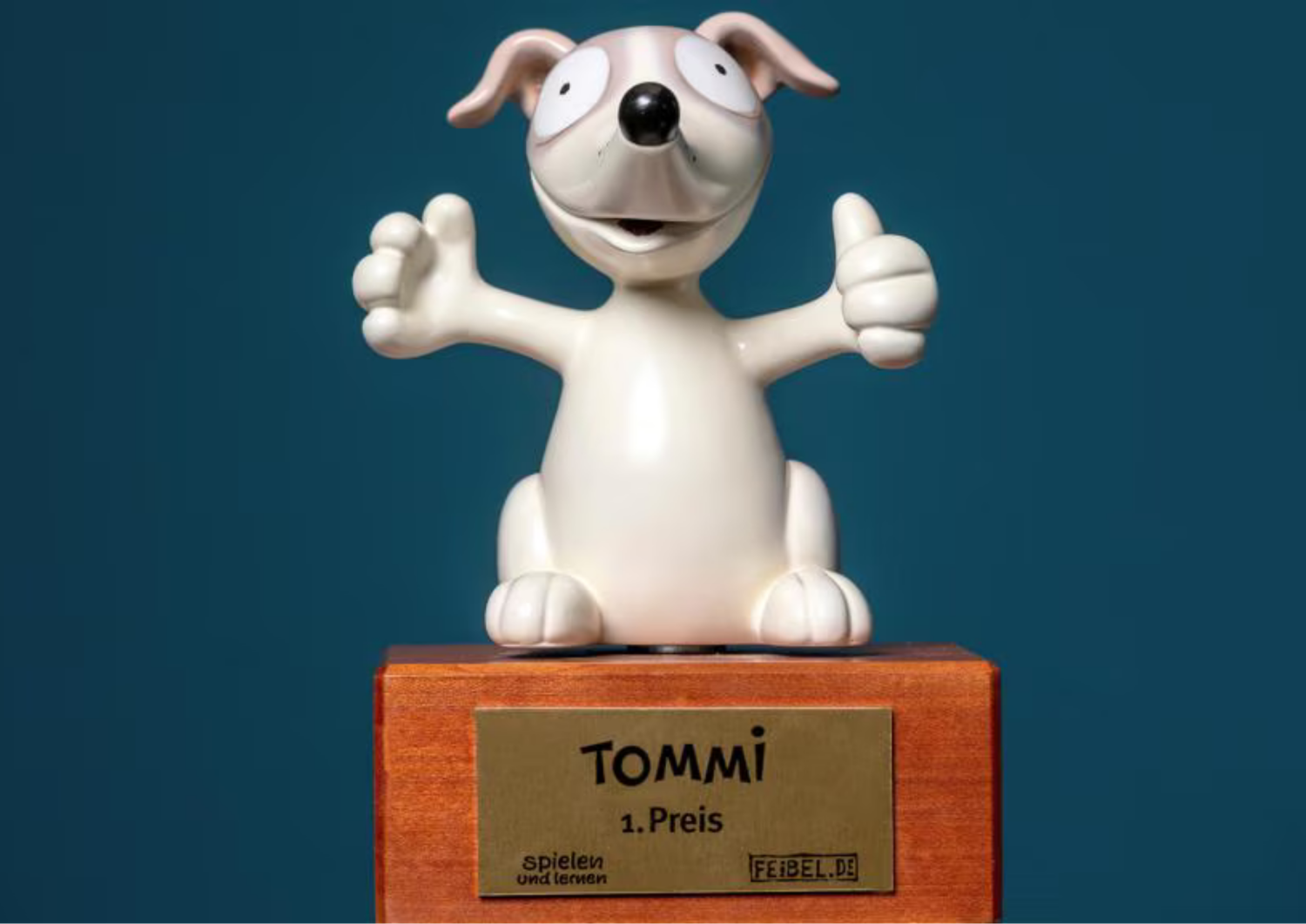 Abbildung eines Pokals des Tommi-Softwarepreises