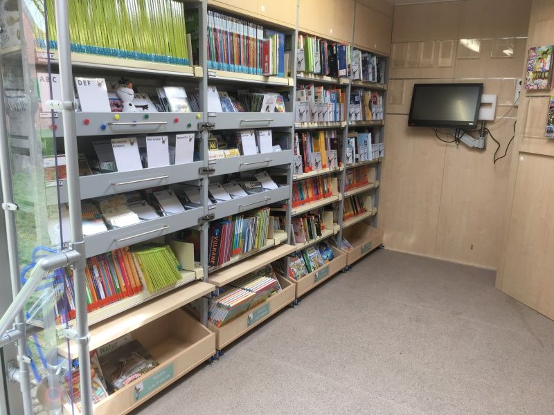 Bücherbus Henri - Innenraum
