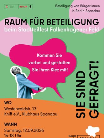Plakat für den Stand des Raums für Beteiligung Spandau auf dem Stadtteilfest Falkenhagener Feld am 12.09.2026 mit Veranstaltungsdetails und Foto einer Frau, die eine Sprechblase mit Einladungstext hält.
