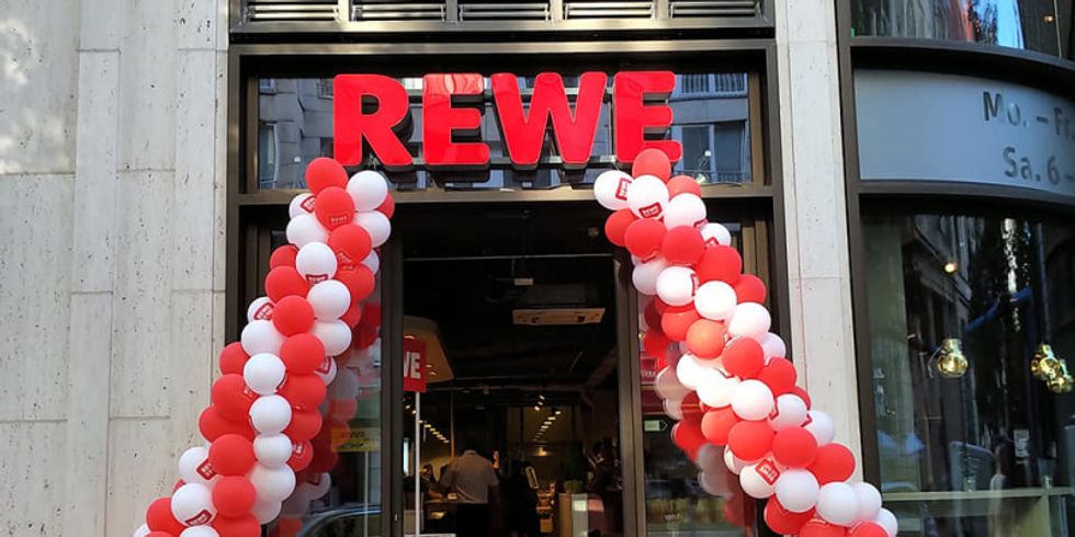 REWE-Neueröffnung an der Uhlandstraße