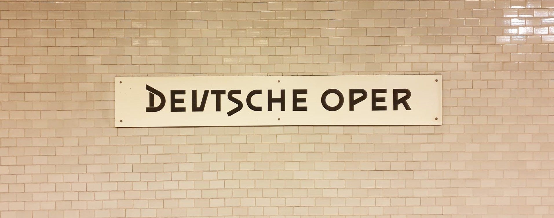 Bildvergrößerung: U2 Deutsche Oper