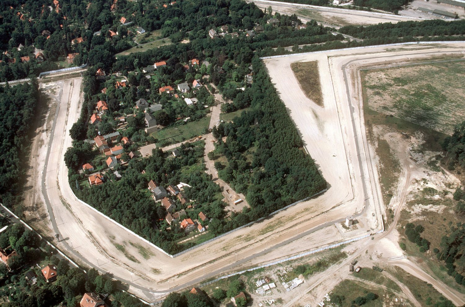 Luftaufnahme der Exklave Steinstücken, 1989
