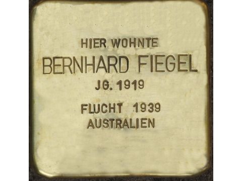 Stolperstein Bernhard Fiegel