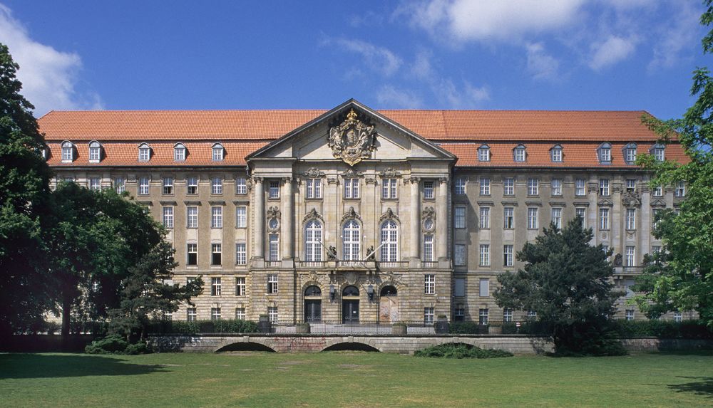 Kammergericht Schöneberg