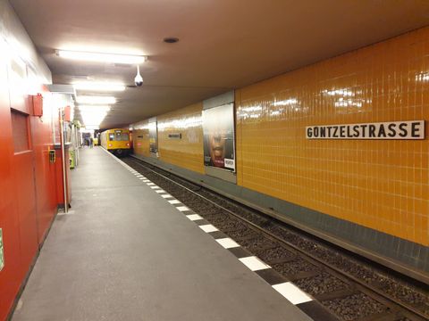 U9 Günzelstrase, Bahnsteig