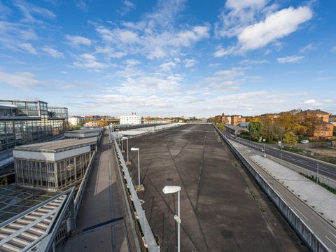 Das ungenutzte Prakdeck Nord des Bahnhofs Südkreuz könnte ein Zukunftsort werden
