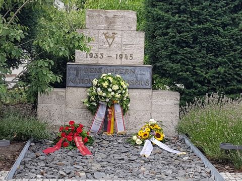 Gedenkstein für die Opfer des Nationalsozialismus auf dem Steinplatz