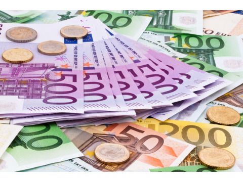Europäische Geldscheine und Münzen