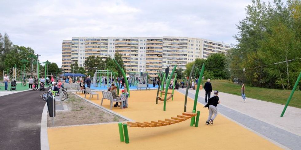 Einweihung des Kiezparks an der Schönagelstraße - Seilbahn und Blanacierareal