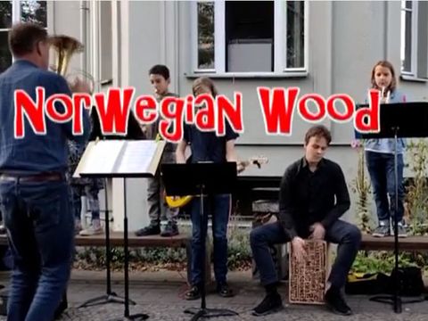 Norwegian Wood - Familiennacht