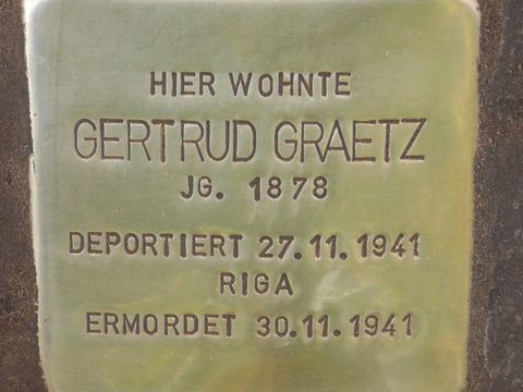Stolperstein Gertrud Graetz