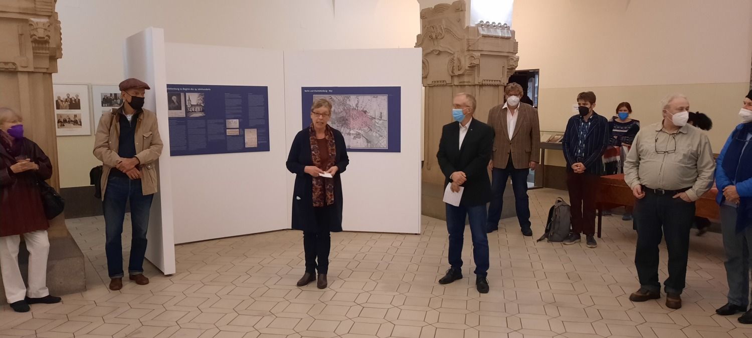 Ausstellungseröffnung des VIZ: Frau Hansen und Thomas Wolfes