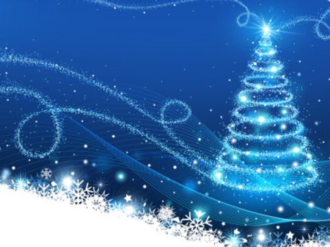 Weihnachtsbaum blau mit Feuerwerk