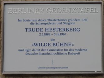 Gedenktafel für die Wilde Bühne von Trude Hesterberg, 25.10.2011, Foto: KHMM