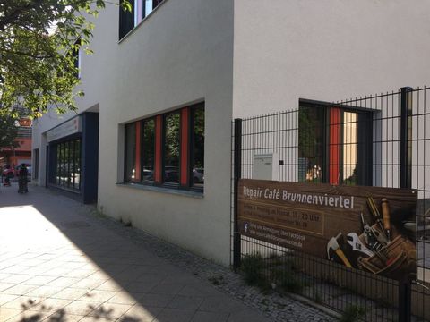 Das Olof-Palme-Zentrum mit Repair Cafe Banner