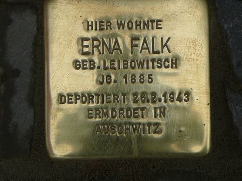 Stolperstein für Erna Falk