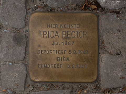 Stolperstein Frida Rector, April 2013