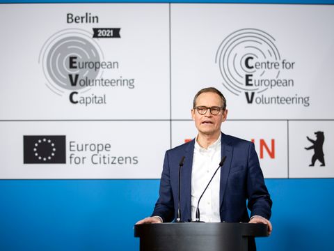 Der Regierende Bürgermeister von Berlin, Michael Müller, bei der digitalen Eröffnungsveranstaltung des European Volunteering Capital 2021