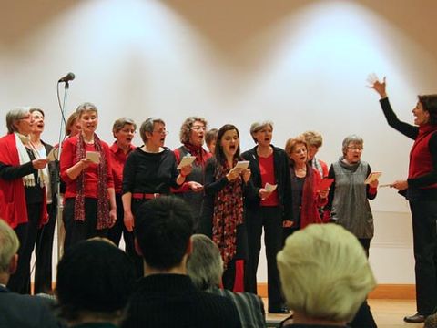Donni Sò, A Capella Chor sorgte für die musikalische Untermalung der 4. Preisverleihung Frauen in Verantwortung 2010