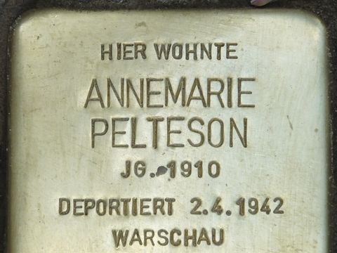 Stolperstein Annemarie Pelteson