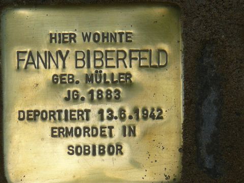 Stolperstein für Fanny Biberfeld