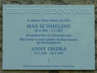 Gedenktafel für Max Schmeling und Anny Ondra, 22.9.2010, Foto: KHMM