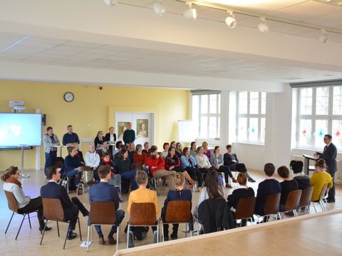 Bildvergrößerung: Danke-Veranstaltung in der Volkshochschule Treptow-Köpenick