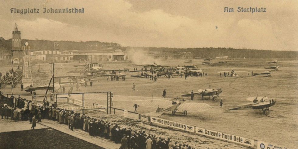 Postkarte vom Flugplatz Johannisthal aus dem jahr 1916 