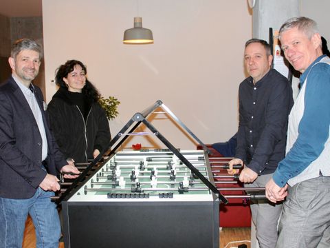 Jugendstadtrat Oliver Schworck besucht neu eröffnete Jugendfreizeiteinrichtung „Kiezlinse“ im Quartier Schöneberger Linse