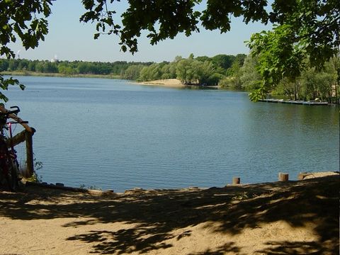 Enlarge photo: Lake "Flughafensee"