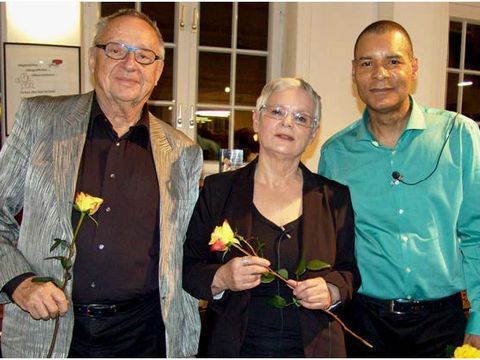Armin Baptist, Gisela M. Gulu und Lusako Karonga sind das Kalliope Team