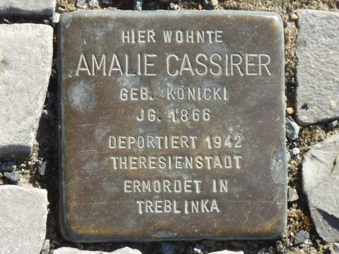 Stolperstein für Amalie Cassirer