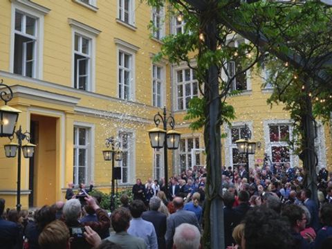 Im Konfettiregen: Am 24. Mai 2016 fand die Feier zum 10-jährigen Geburtstag der Kulturprojekte Berlin statt