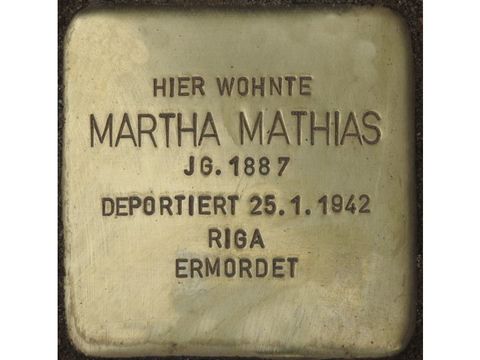 Bildvergrößerung: Stolperstein für Martha Mathias