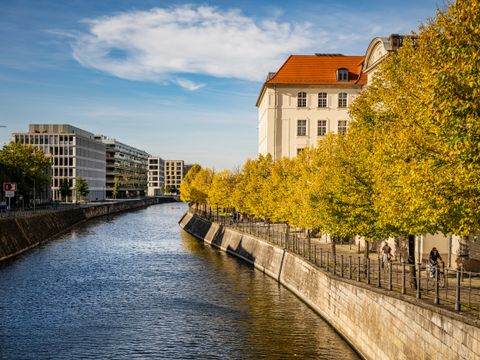 Canal "Berlin-Spandauer Schiffahrtskanal"
