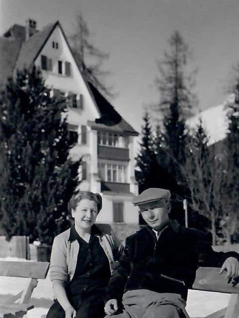 1948 Brigitte und Dr. Hans Türk in Flims