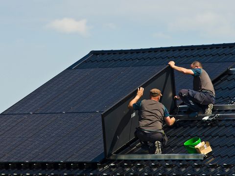 Installation von Solarpaneln