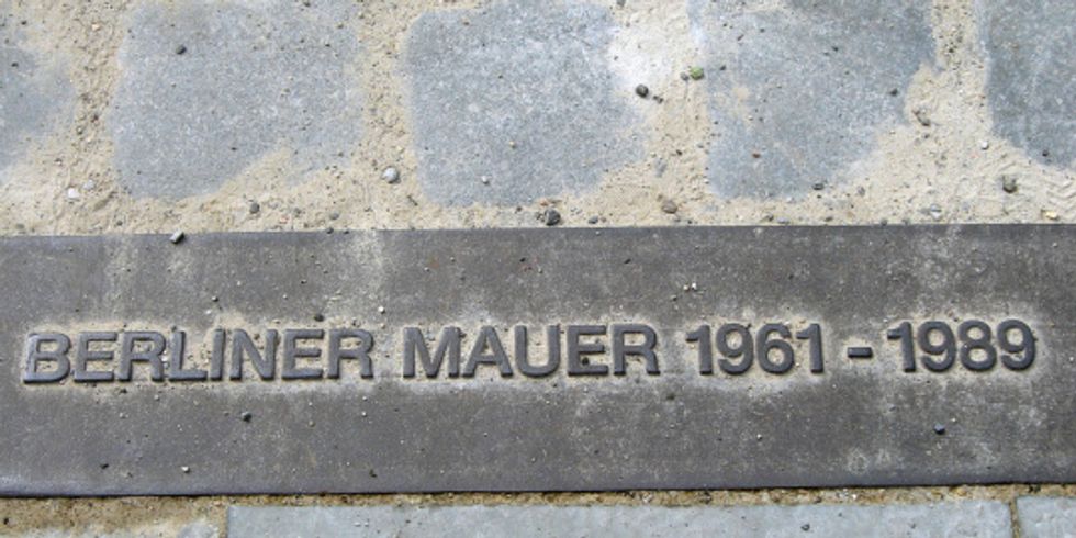 Hinweistafel Verlauf Berliner Mauer