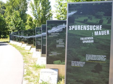 Enlarge photo: Ausstellung Spurensuche: Mauer