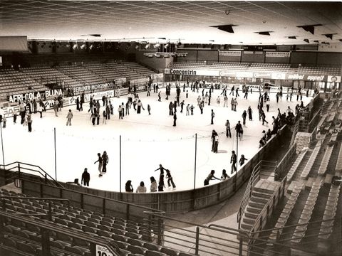 Eissporthalle Jafféstraße im Februar 1975, Foto: Bausenat