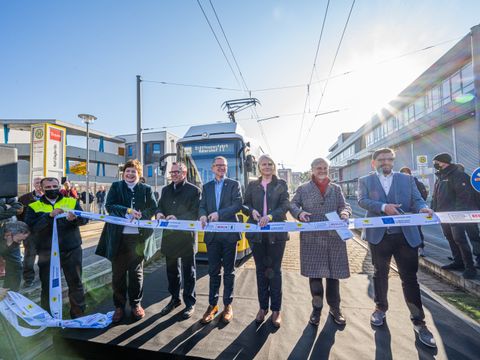Bildvergrößerung: Eröffnung Straßenbahn-Strecke Adlershof