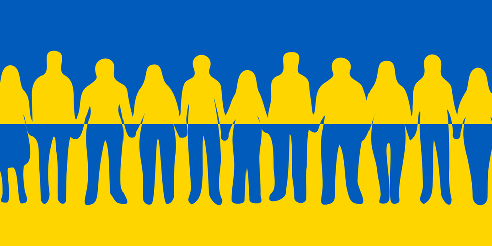 Ukrainische Flagge mit Menschenkette