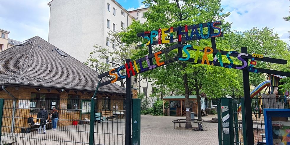 Der Bedarf an Jugendfreizeiteinrichtungen wächst überall im Bezirk. Hier das Spielhaus an der Schillerstraße.
