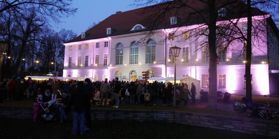 Weihnachtsmarkt am Schloss Schönhausen