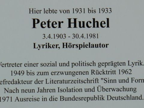 Bildvergrößerung Gedenktafel für Peter Huchel, 15.6.2009, Foto: KHMM