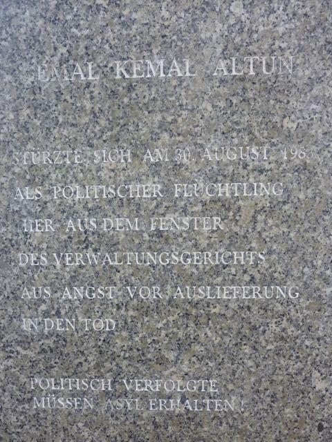 Inschrift auf dem Gedenkstein