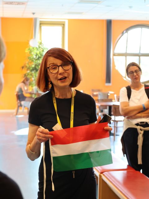 7. September 2023: Inken Meseck-Lude, Leiterin der Kinder- und Jugendabteilung der IDB, heißt ungarische Schülerdelegation willkommen