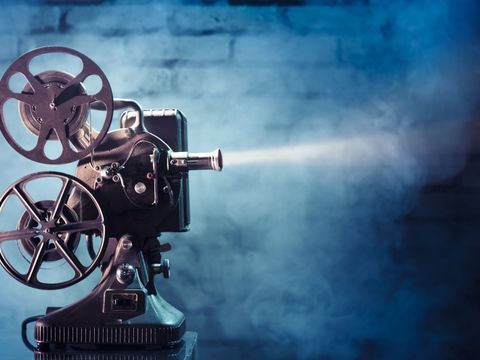 Film-projektor der einen Film projeziert
