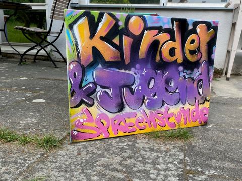 Bildvergrößerung: Graffiti der Kinder- und Jugendsprechstunde