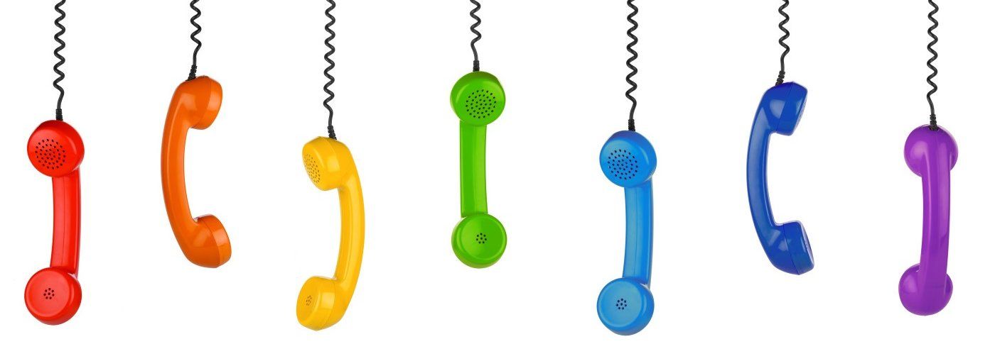 Telefonhörer in Regenbogenfarbe Retrostyle